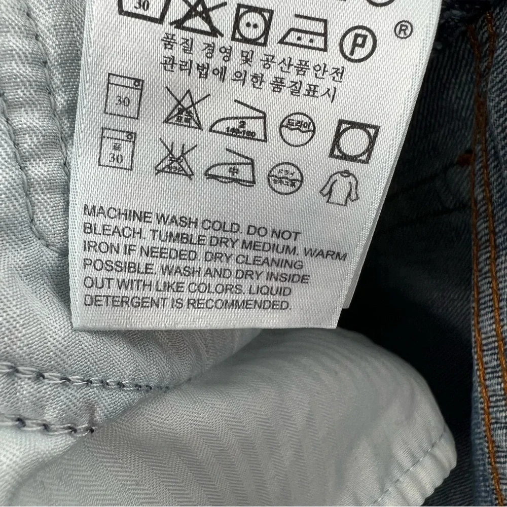 Levi’s White Oak Cone Denim Women’s 27 Blue Jeans Straight Leg Hidden Button Fly